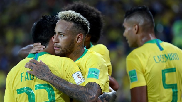 <p><strong>51' Brazil 1-0 Mexico </strong></p><p><strong>Neymar</strong> gives Brazil the lead from close range getting on the end of a Willian low cross!</p>