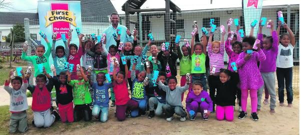 Charles Lottering from Woodlands Dairy (at the back) visited schools George to celebrate World Milk Day. 