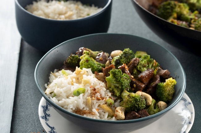 Chinese beef and broccoli stir-fry. (PHOTO: Misha Jordaan)