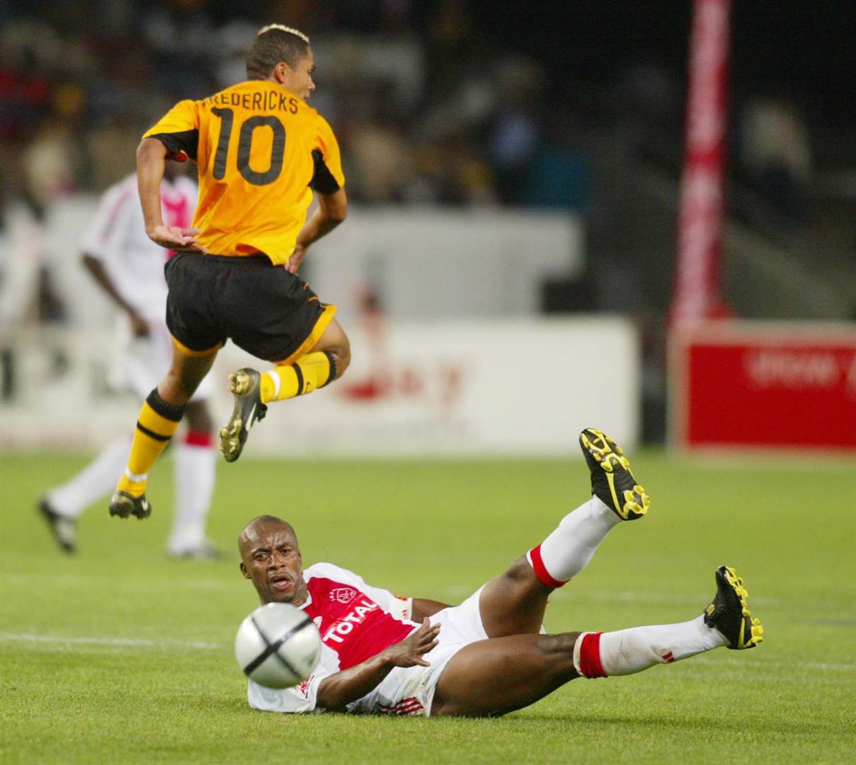 Kaizer Chiefs - 10 !!!! @s.ntshangase17 is officially wearing the jersey  number 