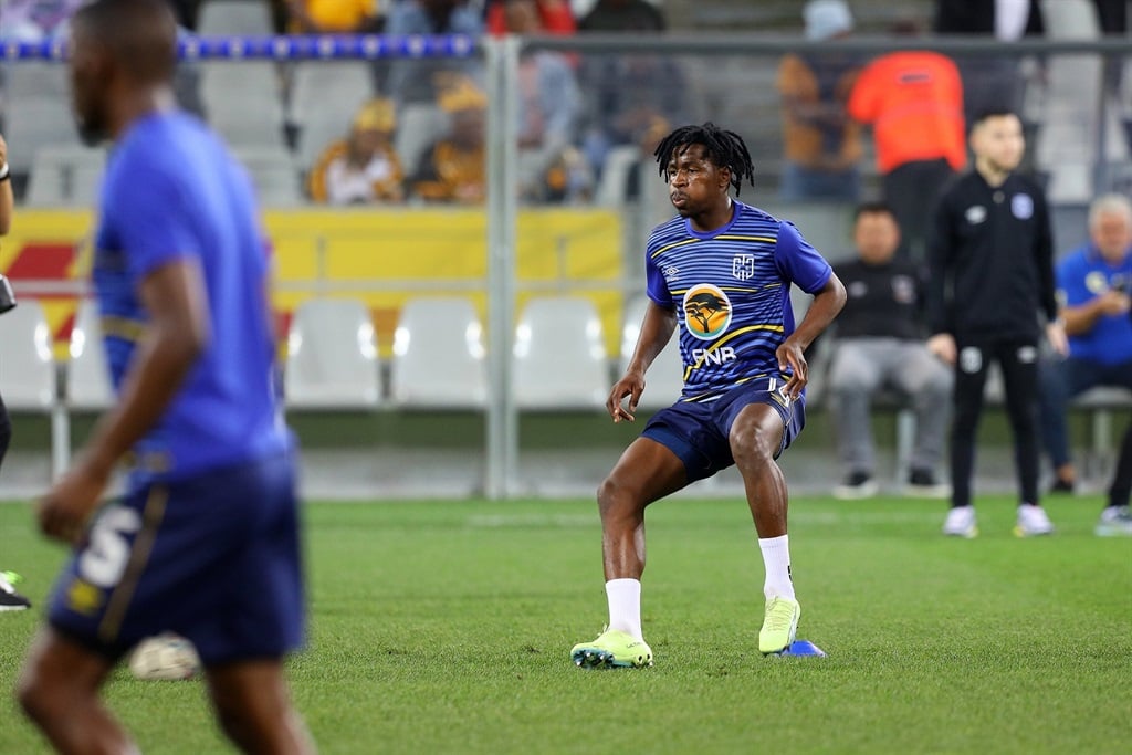 CAPE TOWN, SOUTH AFRICA - AUGUST 23: Terrence Mashego of Cape Town City passes at the warmup  during the DStv Premiership match between Cape Town City FC and Kaizer Chiefs at DHL Stadium on August 23, 2022 in Cape Town, South Africa. (Photo by EJ Langner/Gallo Images)