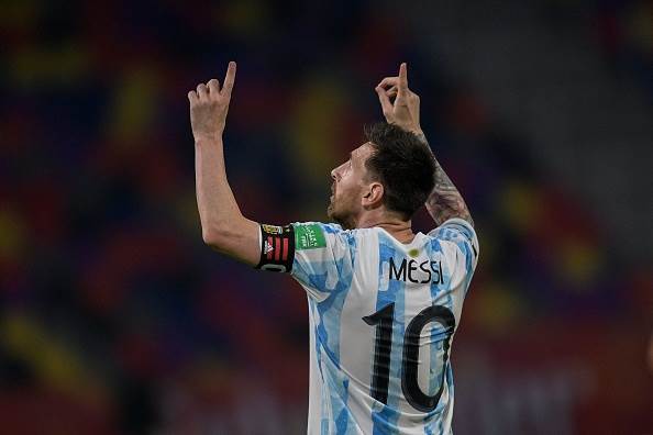 FIFA World Cup 2022  In Maradona's shadow, Messi strives for Argentina's  forever love - The Hindu