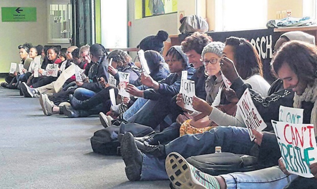 Students protesting as part of the Open Stellenbosch campaign. (Netwerk24)