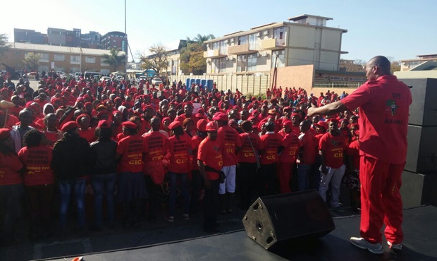 EFF supporters in their numbers near the High Court in Polokwane, which has been cordoned off.<br />
