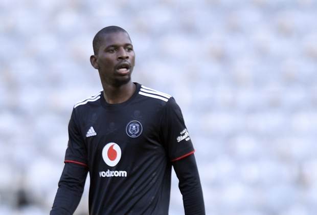 Pirates look set to send two midfielders out on loan