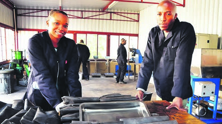 Sharon Mugubi and Munei Raphalalani run the Ronewa Analytical Laboratory, which was set up in 2013. The business services coal mines in the Limpopo and Mpumalanga areas                                                                 Picture: Lucas Ledwaba / Mukurukuru Media
