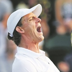 YES!  SA's Kevin Anderson is through to the last 16 of Wimbledon. (Shaun Botterill, Getty Images)