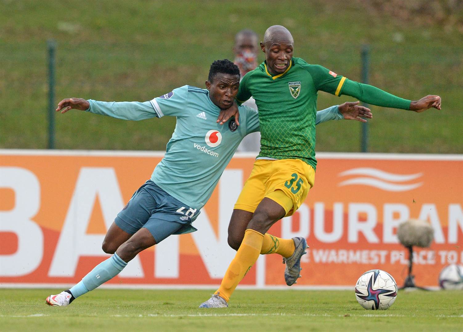 Cape Town City confirm the signing of Abbubaker Mobara from Orlando Pirates