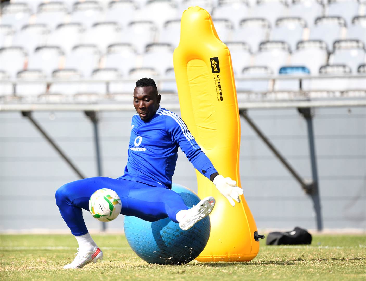 Richard Ofori Goalkeeper Orlando Pirates Tyron Editorial Stock Photo -  Stock Image