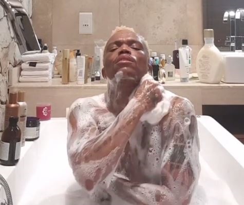 Somizi sanitises his whole body while shopping(SEE VIDEO)