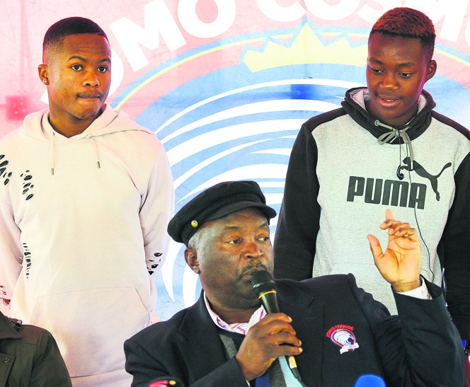 Jomo Cosmos boss Jomo Sono (centre) has confirmed that Tebogo Tlolane (left) and Bafana Tshawe are headed for Spain for trials with Tenerife FC.Photo by Themba Makofane