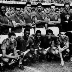 The triumphant Brazilian outfit, with newcomer Pelé. (FIFA)