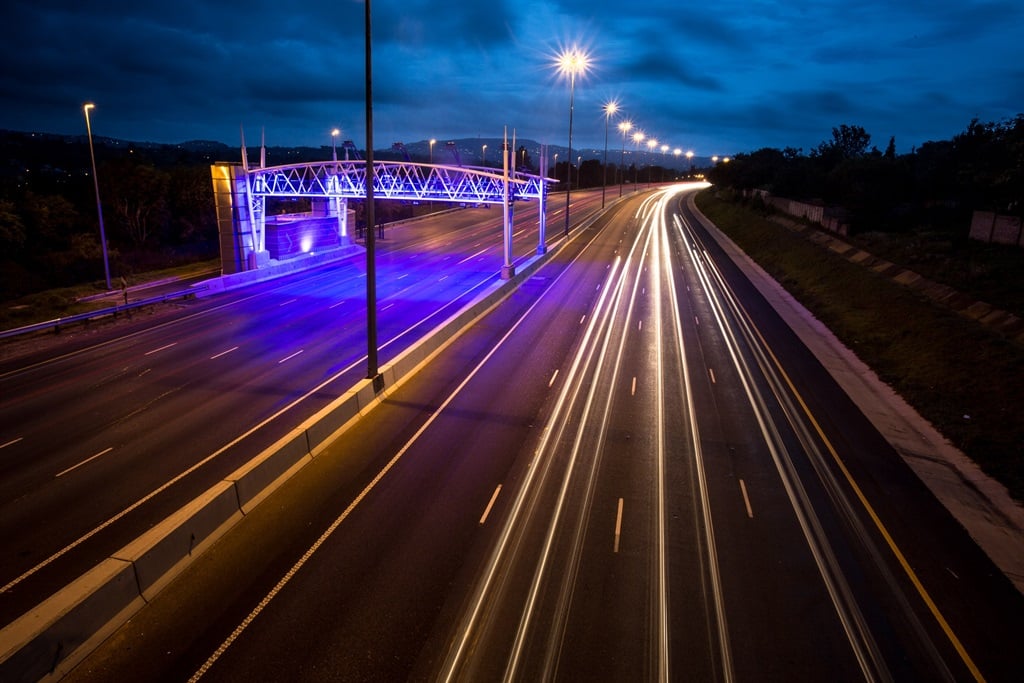 Gauteng Finance MEC, Jacob Mamabolo has said the provincial government will approach commercial banks for loans to service e-toll debt. (Gallo Images/Daniel Born)
