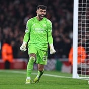 Raya the shootout hero as Arsenal reach Champions League quarter-finals