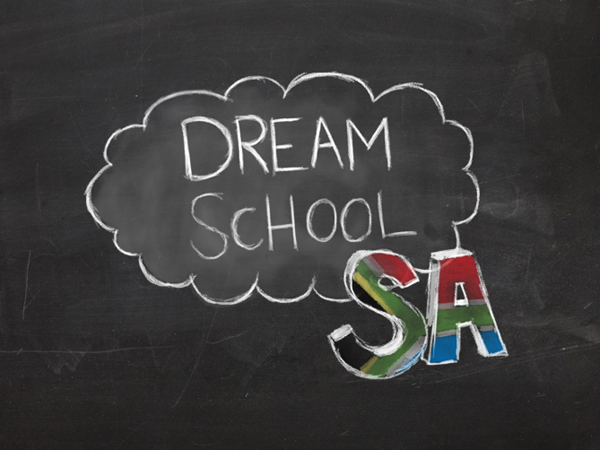 Переведи слово школа. My Dream School проект. Надпись my Dream School. Проект на тему my Dream Scholl. Проект по английскому языку my Dream School.