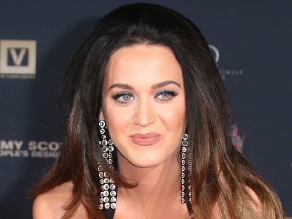 Katy Perry determined to 'rise above' Taylor Swift feud | You
