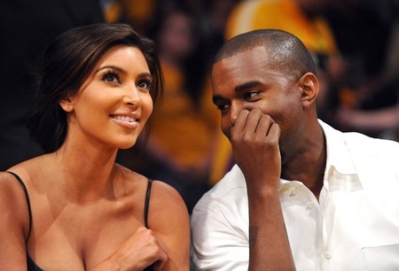Kim Kardashian engaged to Kanye West? Drum photo