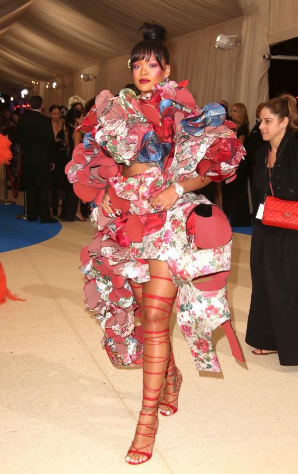 5 seriously strange looks from last night’s Met Gala | Drum