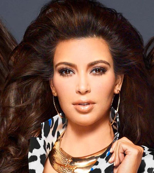 Kim Kardashian Laughs Off Critics Drum
