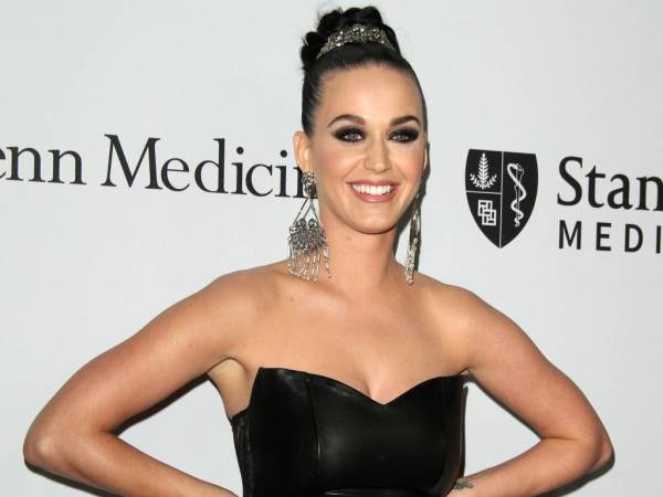 Katy Perry Jailed For Voting While Naked In Comedy Sketch You