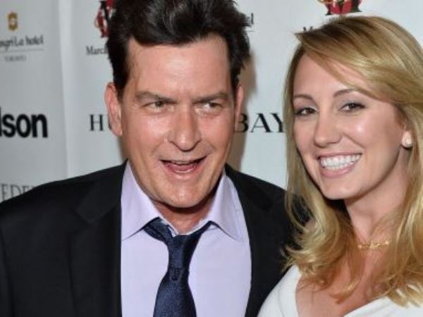 Charlie Sheen splits from porn star fiancée image pic