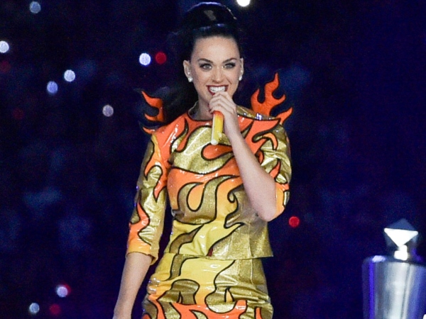 Katy Perry rugit en direct