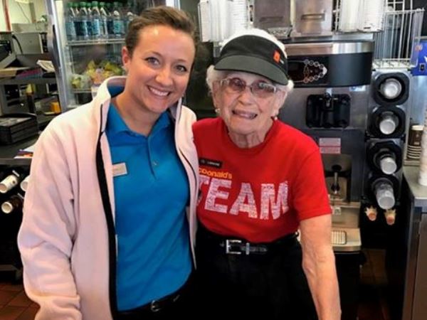 94 Year Old Mcdonald S Employee Still Lovin It After 44 Years You