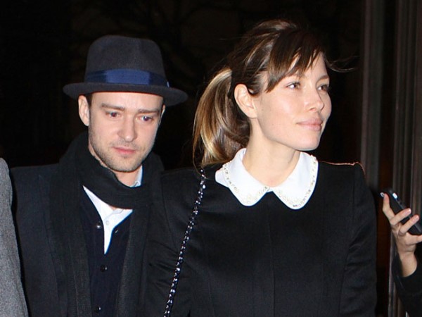 Jessica Biel Serenades Husband Justin Timberlake On Birthday