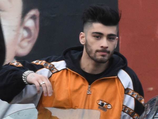 Zayn Malik And Gigi Hadid Are All Over Each Other In This Steamy Photoshoot You 