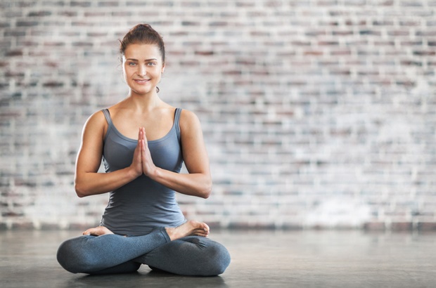 5 Long Stress-Relieving Yoga Moves