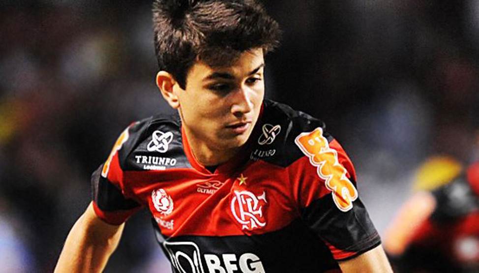 Son of Brazil great Bebeto joins Flamengo