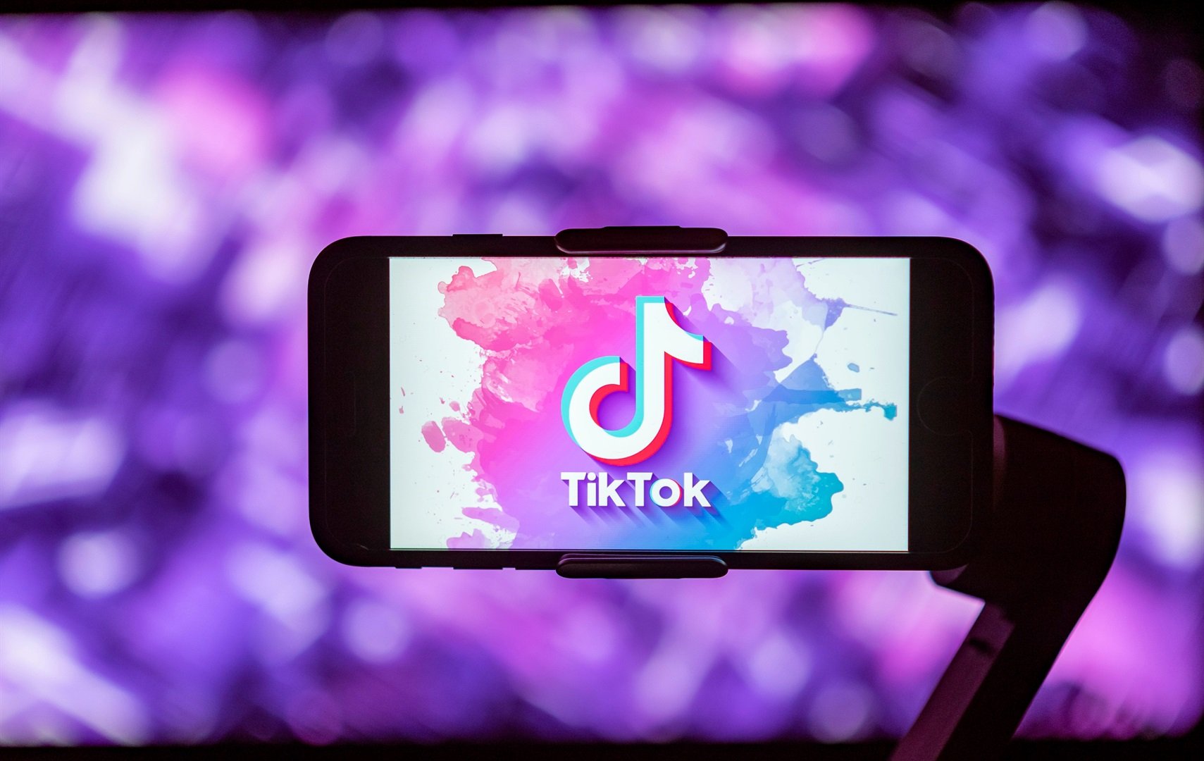 Canadian privacy protection regulators said on Thursday that they have launched an investigation into TikTok