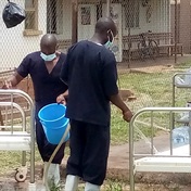 Uganda's president extends Ebola epicentre's quarantine for 21 days