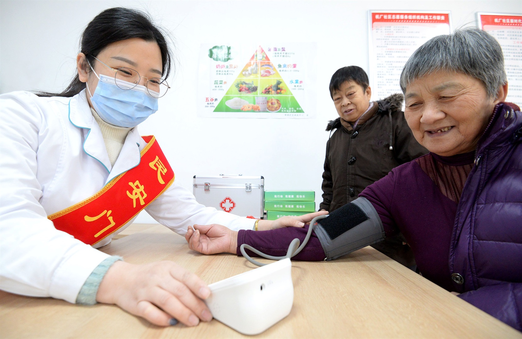 Businessinsider.co.za | China's going to have to figure out how to care for 400 million elderly people by 2040
