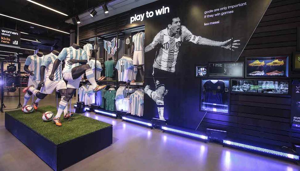 Lionel opens adidas store in Barcelona | KickOff