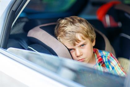 Children as front passengers in cars: From what age is it really safe ...