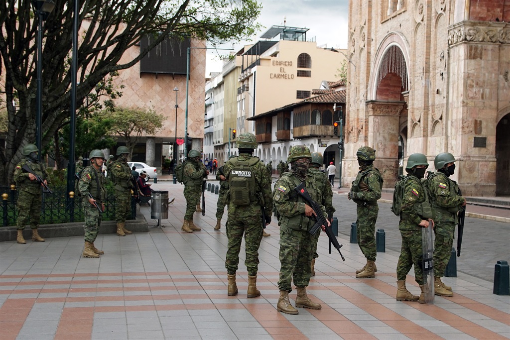 Ecuadorean soldiers patrol the streets in Cuenca, 