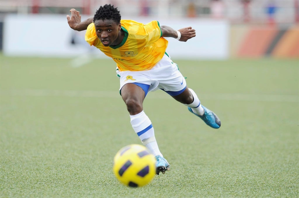 News24.com | Simply heartbroken: Pitso 'very sad' to see ex-Sundowns player Shozi homeless