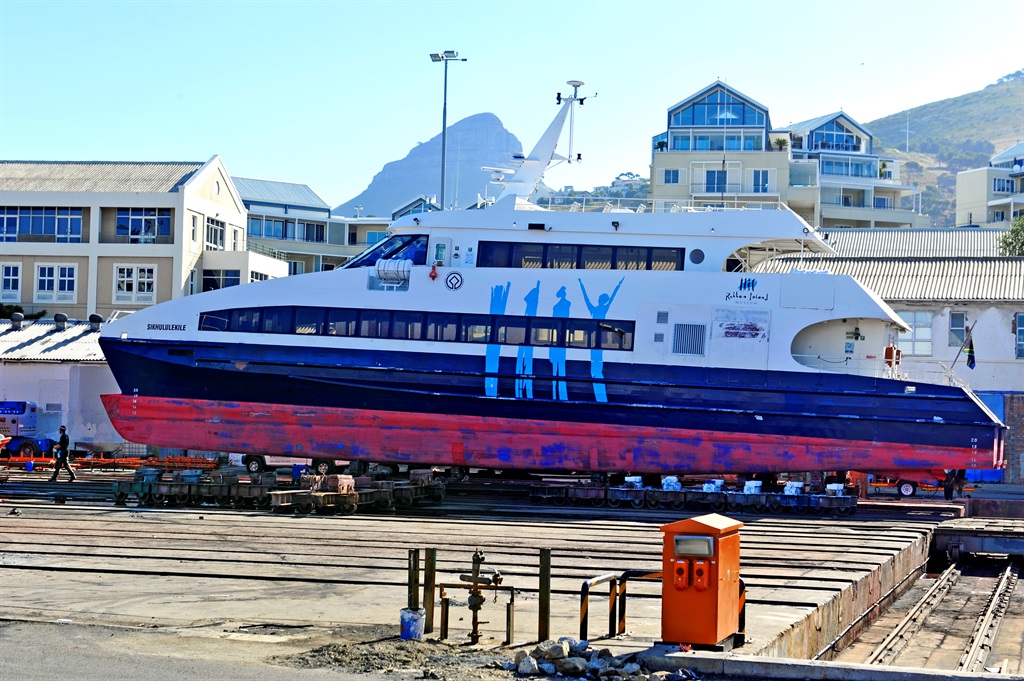  The Robben Island ferry, Sikhululekile, broke down in December 2013. PHOTO: Lerato Maduna 