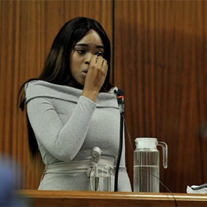 Cheryl Zondi testifies during the trial against controversial Nigerian pastor Timothy Omotoso (Gallo Images / Netwerk24 / Lulama Zenzile, file)