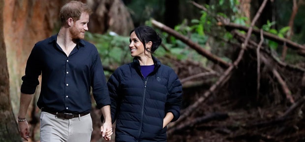Prince Harry and Meghan walking in Redwoods Forest in Rotorua. (Photo: AP)