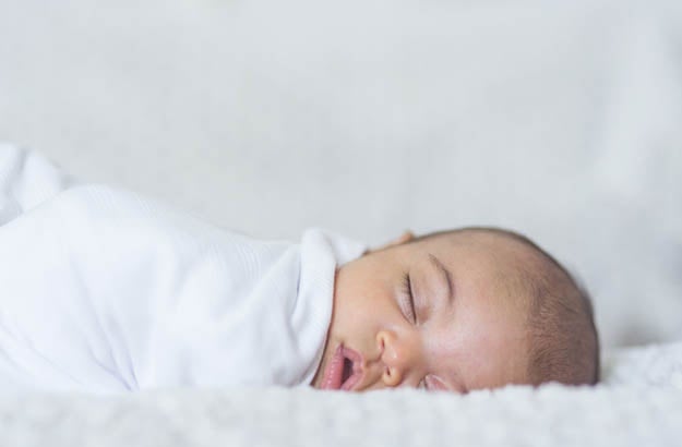 Here we share a few tips to ensure baby sleeps soundly, and safe. Tip 1: Baby shouldn't actually sleep on their stomach, but their back.