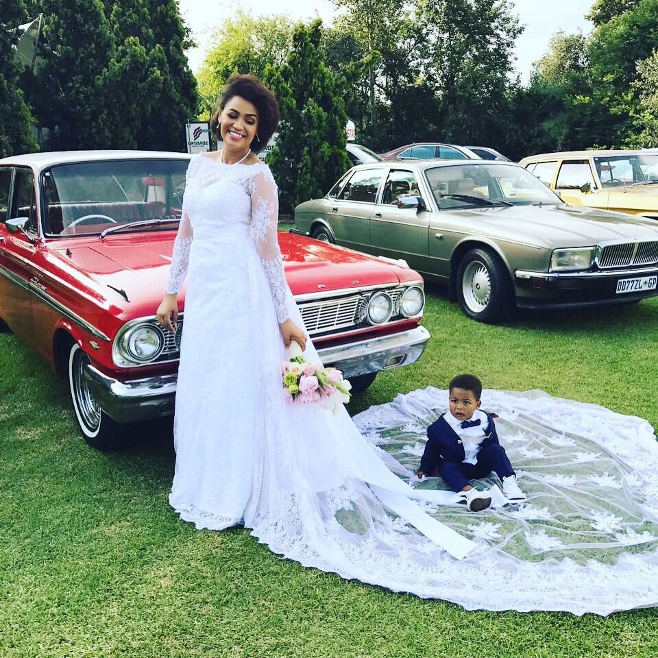 Brian Molefe's wife Arethur on their wedding day. Picture: Melody Molale/Twitter