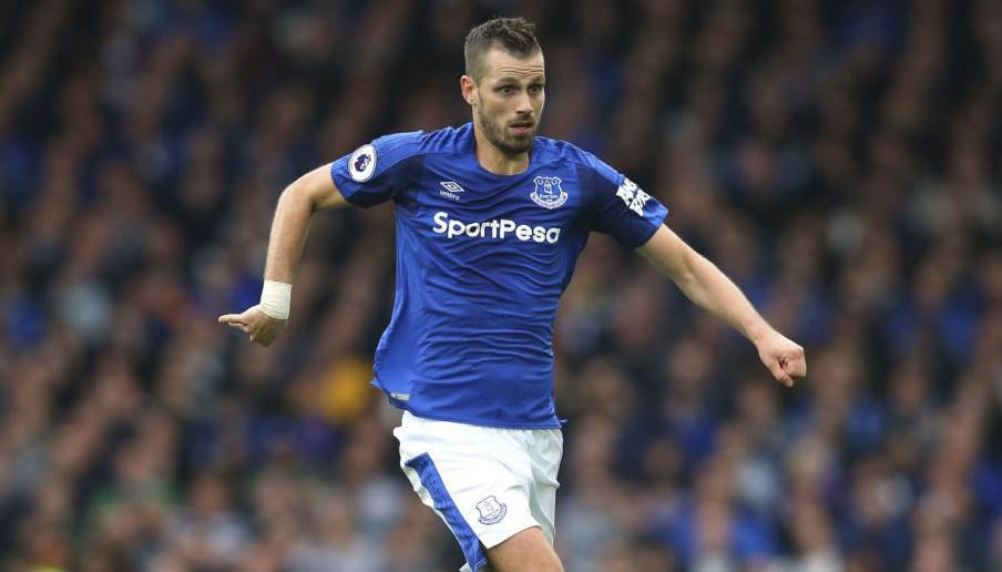 Morgan Schneiderlin's wife sends message to Everton fans as she