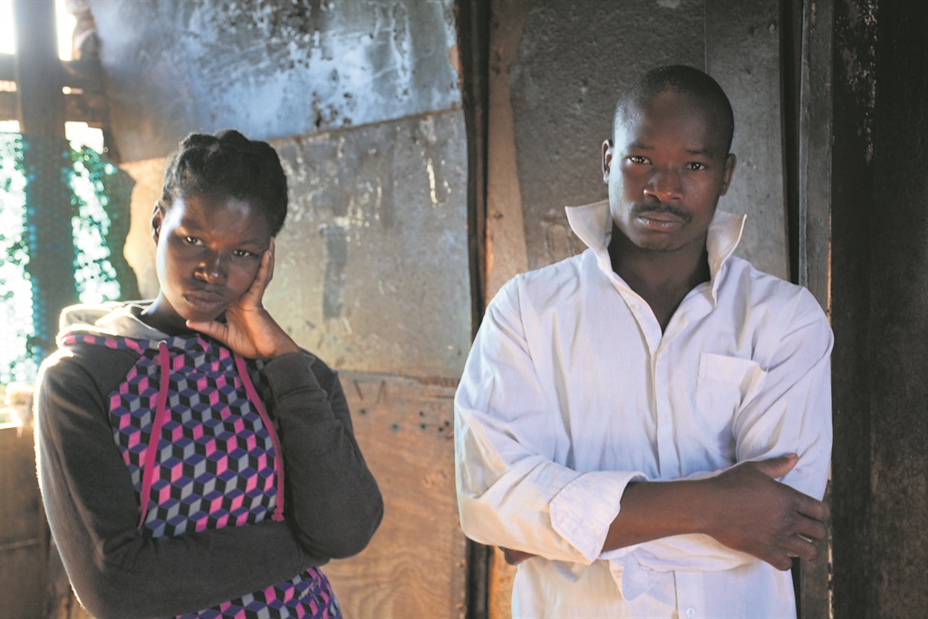 Unhappy parents Milena Filishberto and Alberante Eduardo are praying for their baby’s safe return.                     Photo by Muntu Nkosi