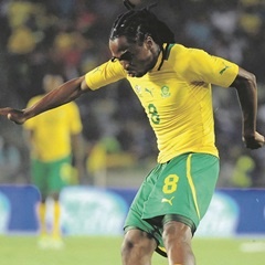 INFLUENTIAL:  Siphiwe Tshabalala brings lots of experience to the national team. (Samuel Shivambu, BackpagePix)