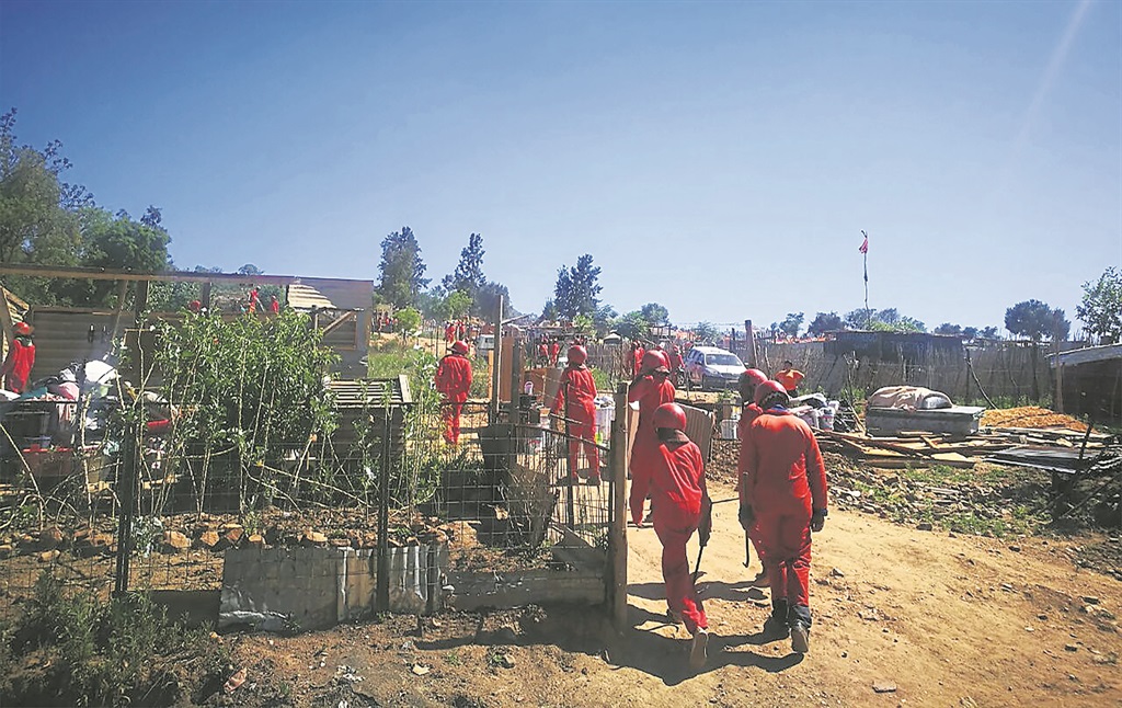 The Red Ants were called in to destroy over 500 shacks in Lanseria squatter camp. 