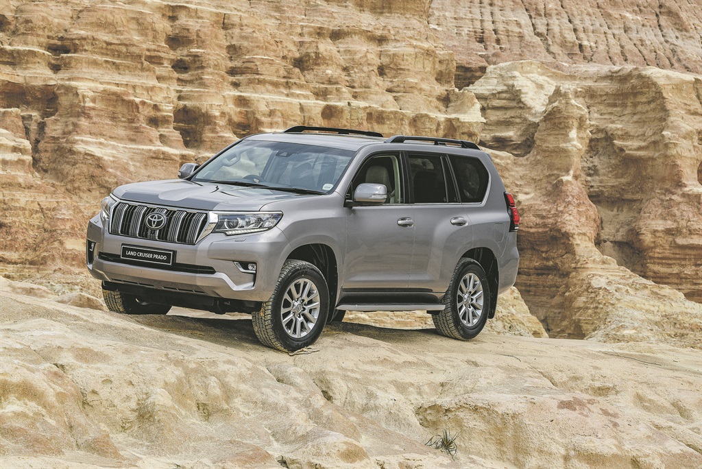 Land Cruiser Prado with new elements at the rear include a redesigned lamp cluster.