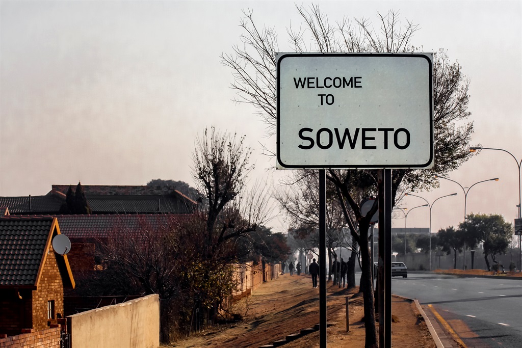 Gold mines and untold stories: Soweto's urban hikes