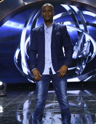 <p>In case you haven't been following the entire season here's what you need to know about the top 2.</p><p><strong>Mthokozisi Ndaba</strong></p><p>The 25-year-old has had a long road to the Idols stage. Shortly after a successful audition in Durban, he was shot during a mugging. A true kasi guy from KwaMashu, his true grit saw him make it through to the Top 16.&nbsp;</p>